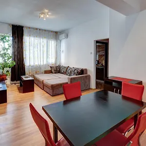 ultracentral-universitate-apartment.bucharesthotelsnow.com/