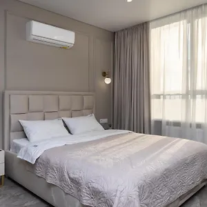 Flatrent Olympic Park, метро бориспільська поруч! Апартаменты